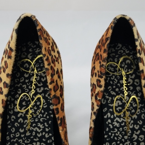 Jessica Simpson Suede Platforms - Picture 4 of 8